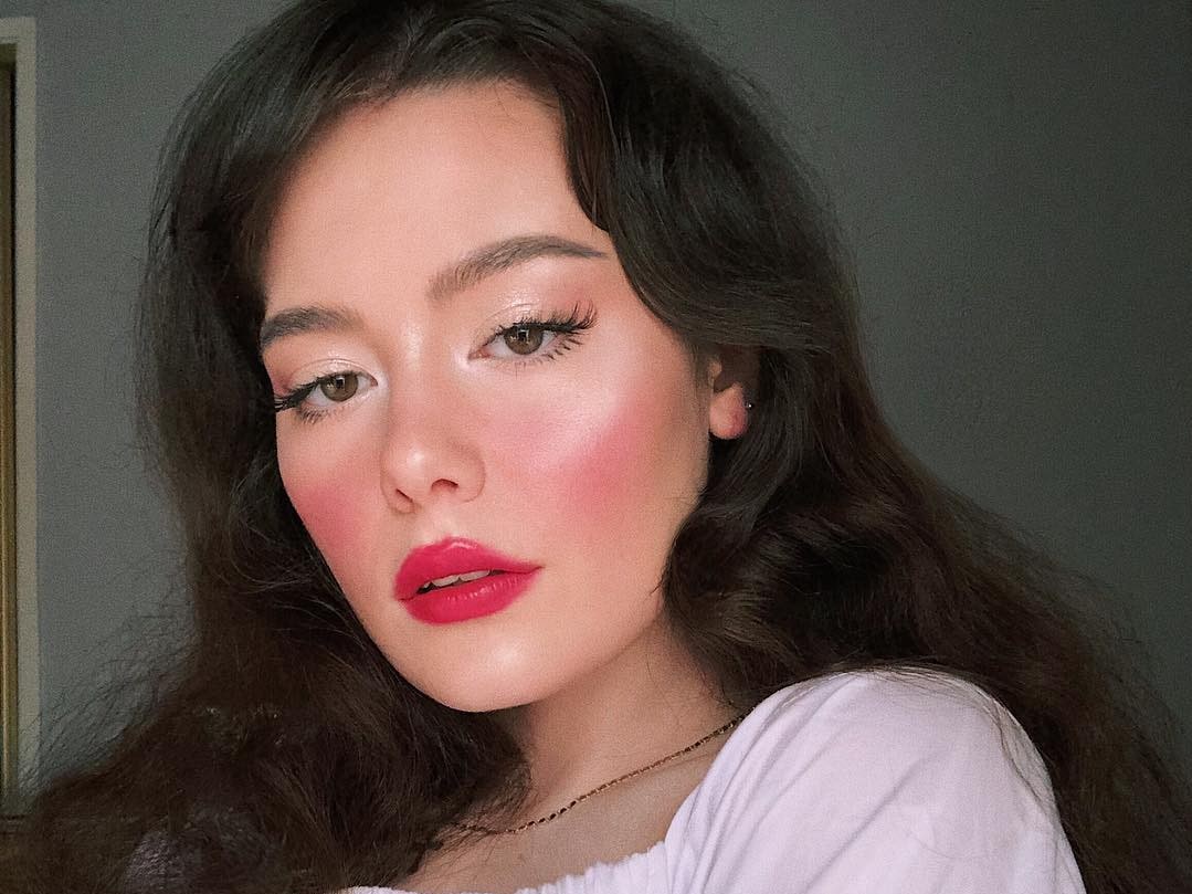 Какую тушь выбрать для идеальных ресниц? Отвечают редакторы Glamour