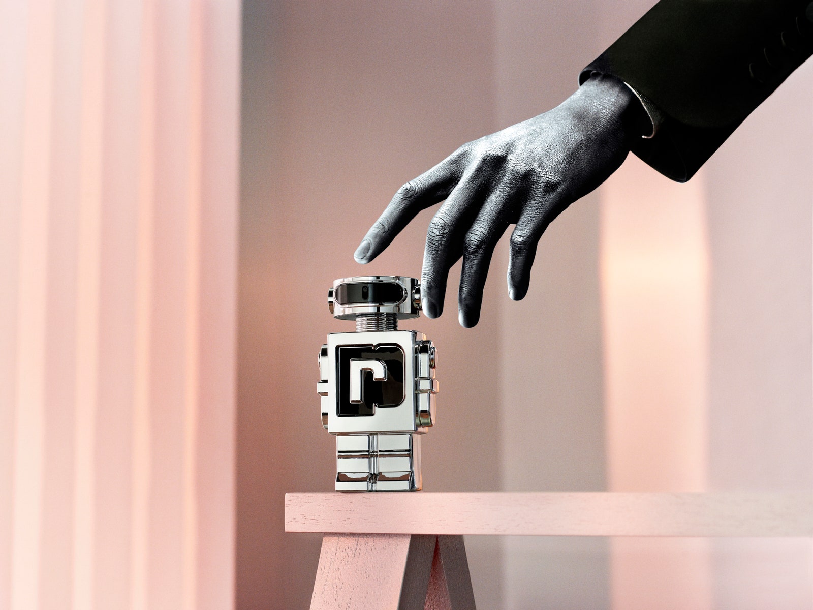 Четверо парфюмеров не считая искусственного интеллекта как создать идеальный аромат будущего