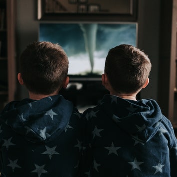Потехе час: как телевизор, планшет и телефон могут стать друзьями, а не врагами вашего ребенка