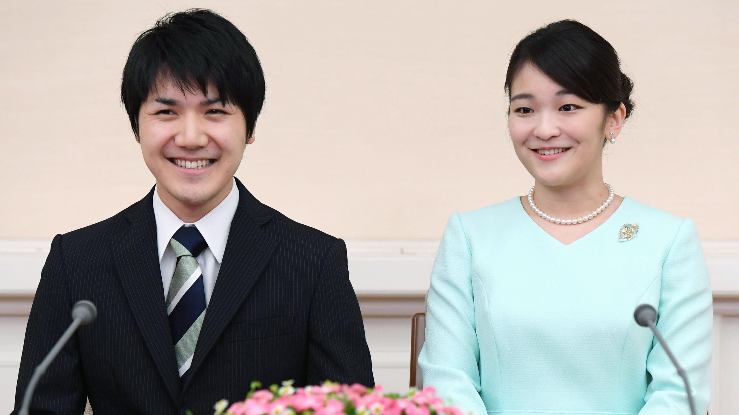 Японская принцесса выходит замуж за простолюдина. Ради него она откажется от титула и 13 млн