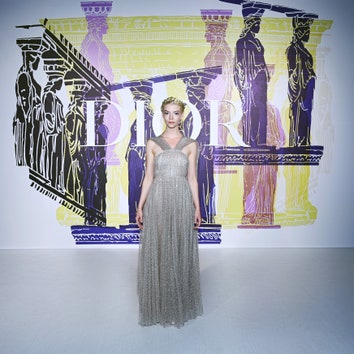 Аня Тейлор-Джой, Миранда Керр, Кара Делевинь и другие гости показа круизной коллекции Dior в Афинах