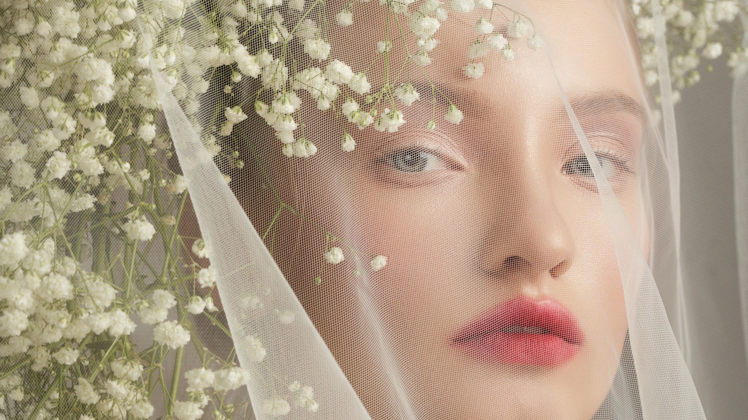 Неудобные вопросы визажисту о свадебном макияже