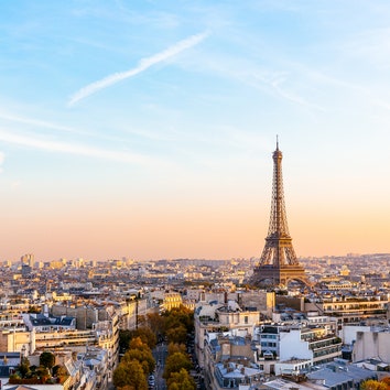 Франция планирует открыть границы для туристов уже этим летом