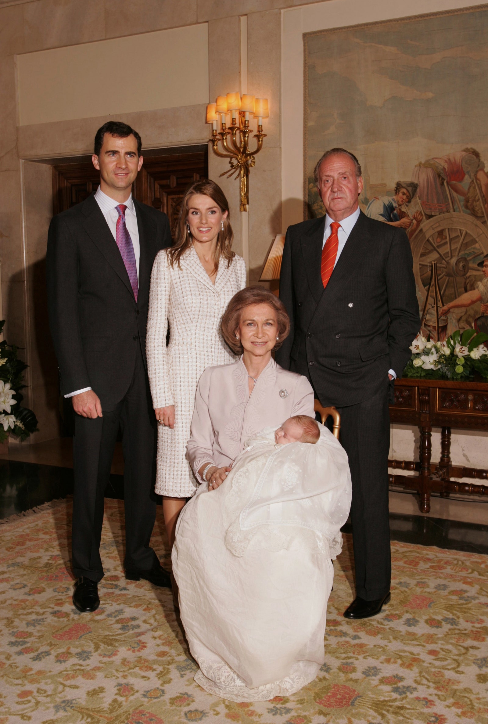 Принц Фелипе принцесса Летиция король Хуан Карлос и Мария Греческая с принцессой Леонор 2006 год