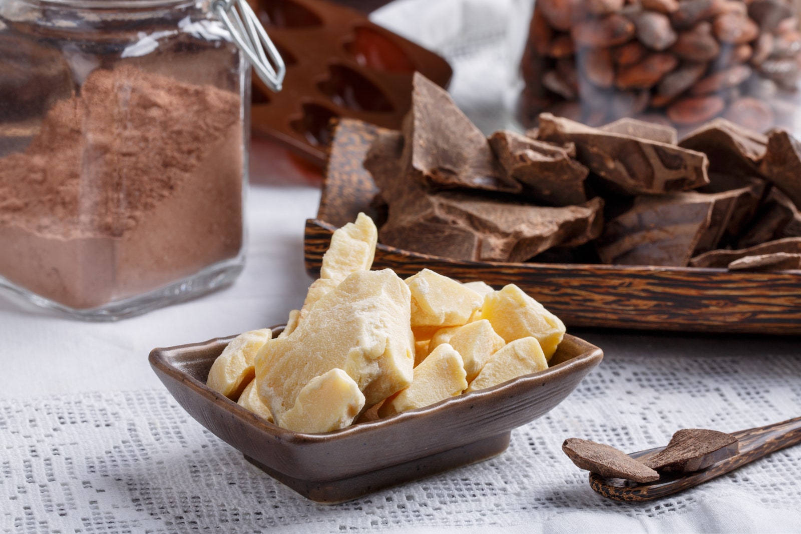 Масло какао полезные свойства и применение