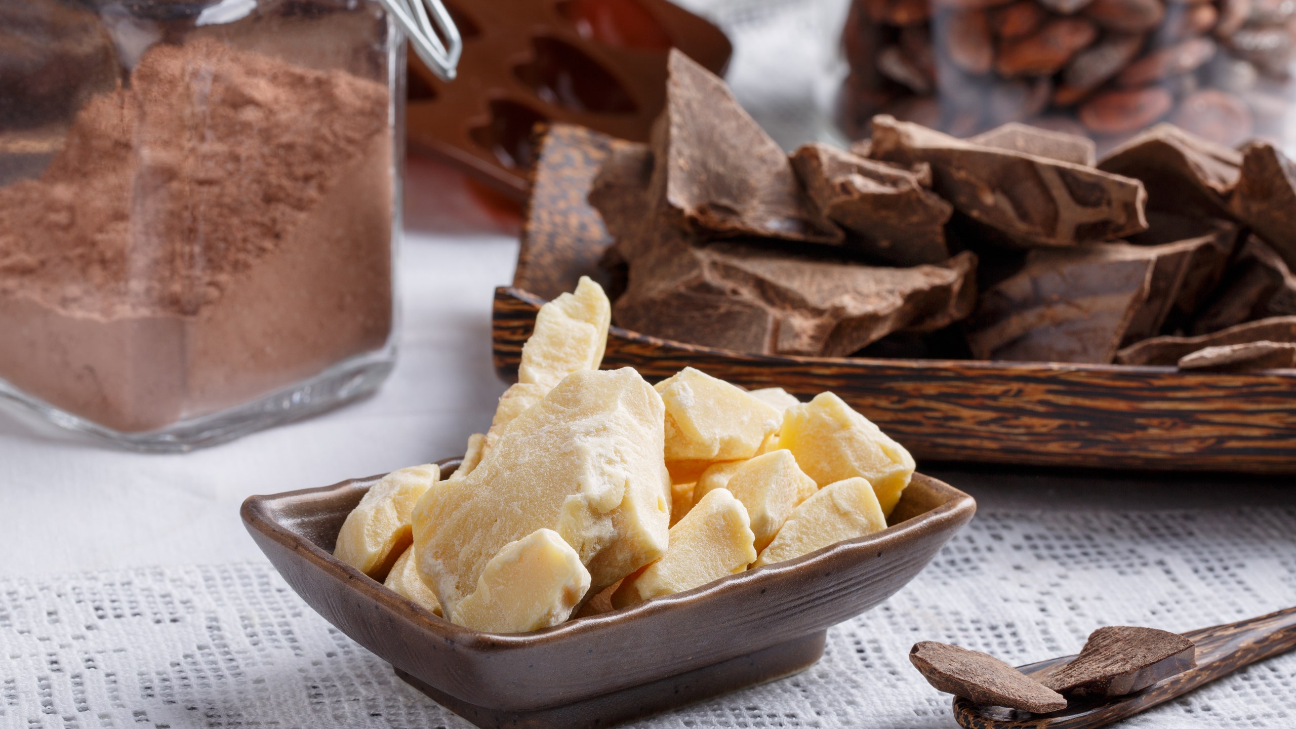 Масло какао полезные свойства и применение