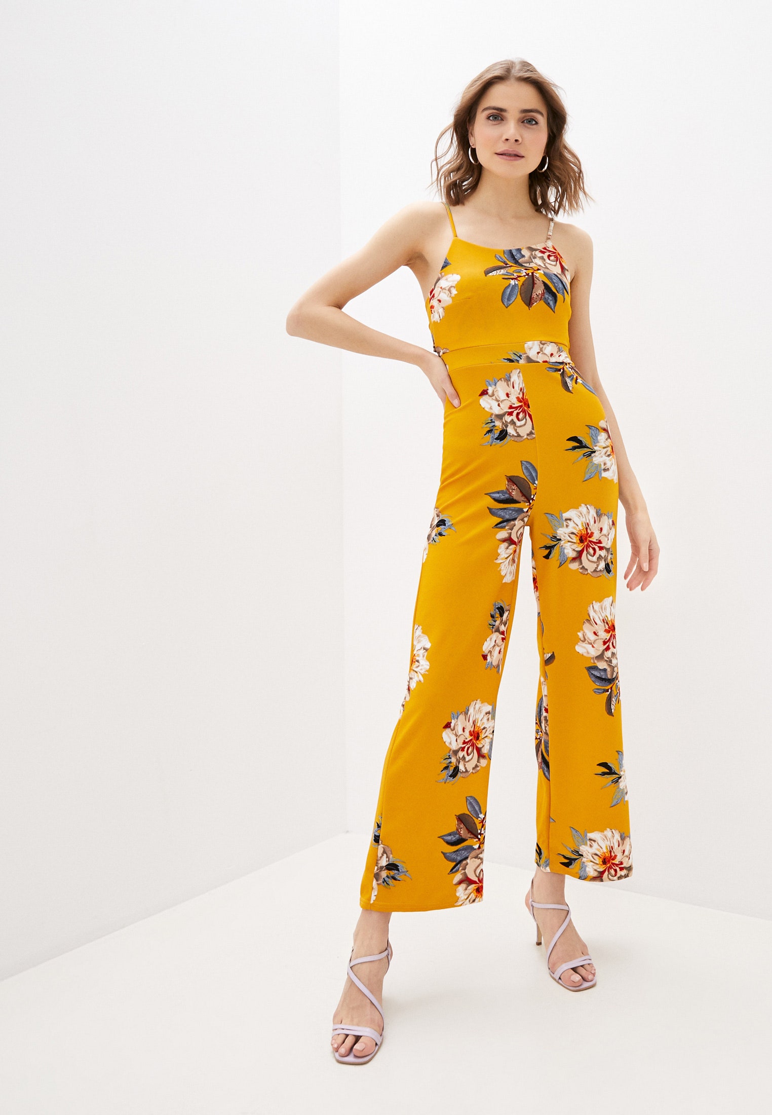 Модная цветотерапия этой весной носите яркие комбинезоны как Хайди Клум