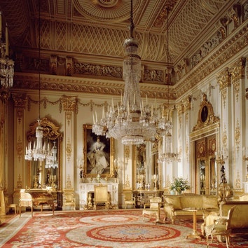 Экскурсия по Букингемскому дворцу: в гостях у королевы Елизаветы