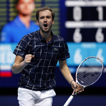 Российский теннисист Даниил Медведев вышел в финал Открытого чемпионата Австралии