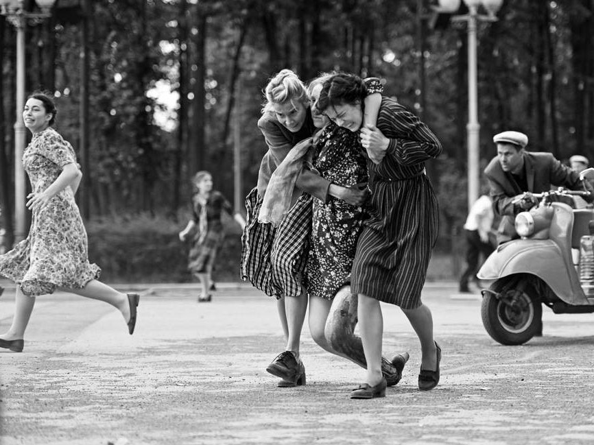 Фильм Андрея Кончаловского «Дорогие товарищи!» вошел в шорт-лист премии «Оскар»