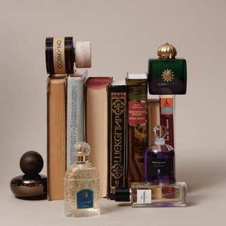 Парфюмерная библиотека: выбираем ароматы в соответствии с литературным вкусом