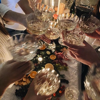 Ароматы с нотами глинтвейна, шампанского и мандаринов &- для создания новогоднего настроения