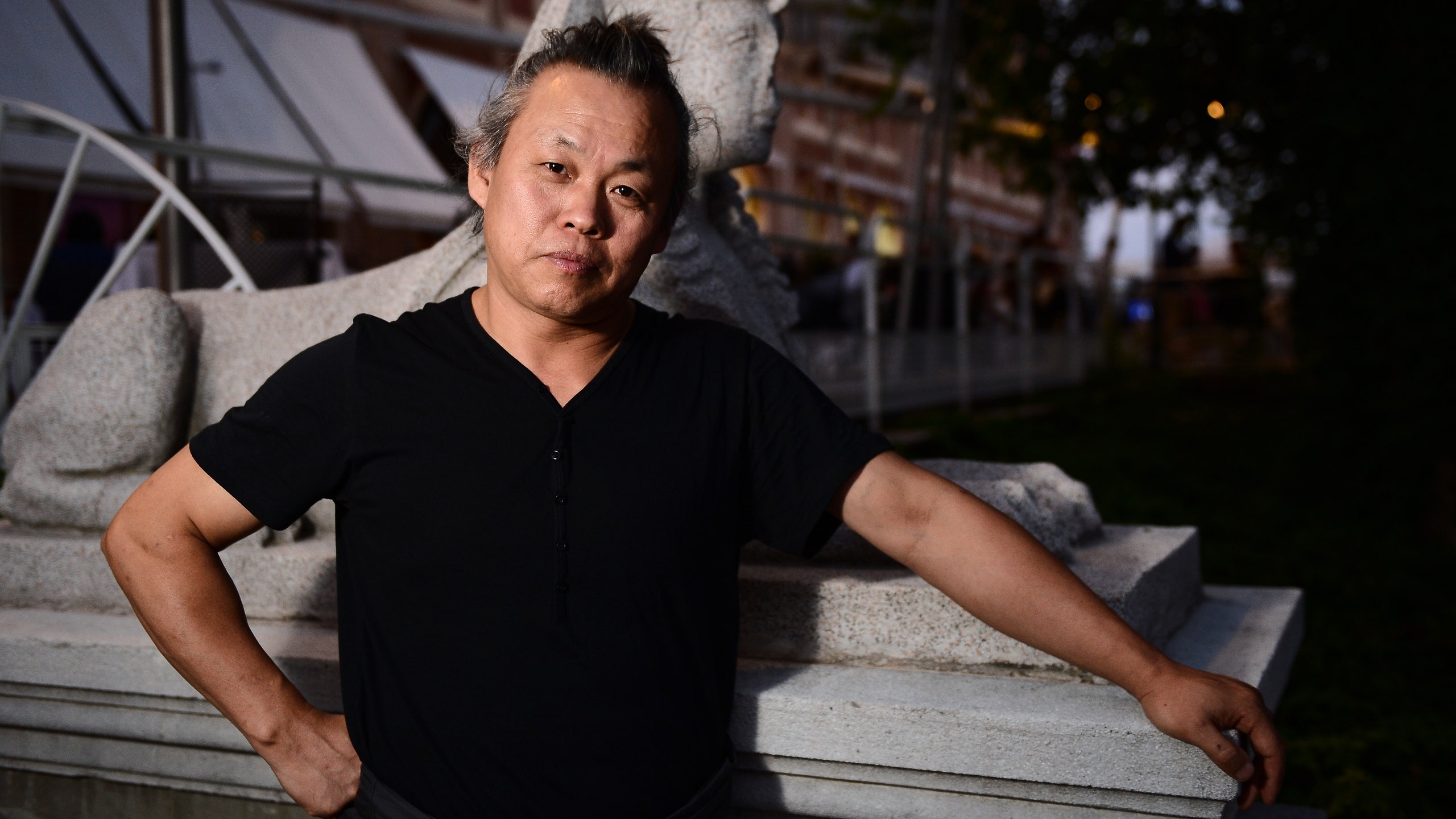 Южнокорейский режиссер Ким Ки Дук умер от коронавируса