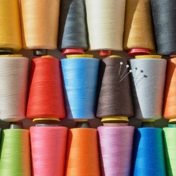 Burberry будет отдавать студентам-дизайнерам ткани, оставшиеся от пошива коллекций