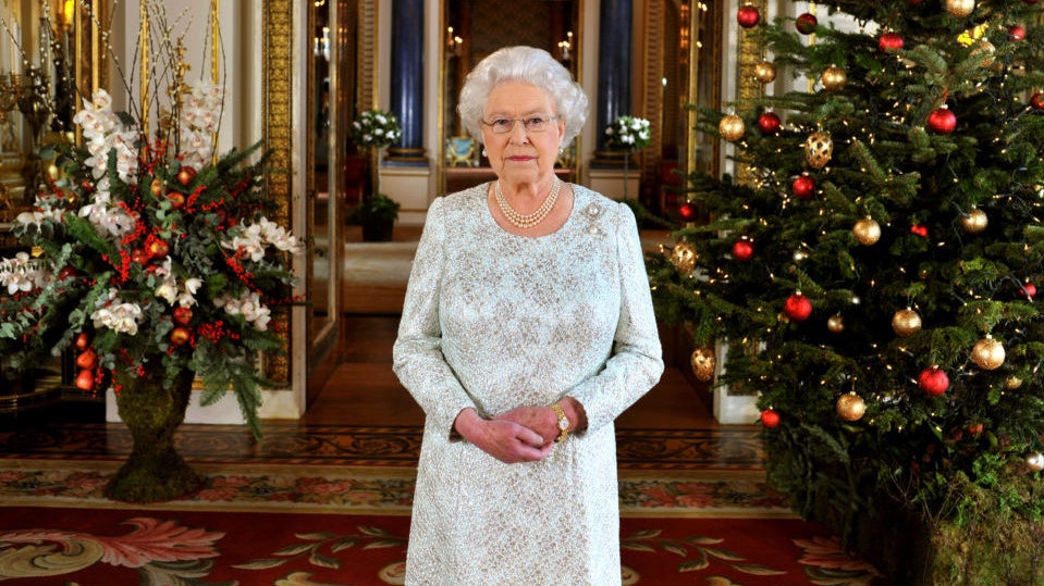 Двойник Елизаветы II рассказал всю правду о королевской семье в рождественском обращении