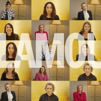 «Женщины года» 2020: манифест проекта, прочитанный Варварой Шмыковой, Оксаной Пушкиной, Zivert и другими