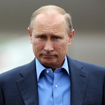 «Мы с определенной осторожностью, но пониманием относимся к нетрадиционным бракам» &- Владимир Путин