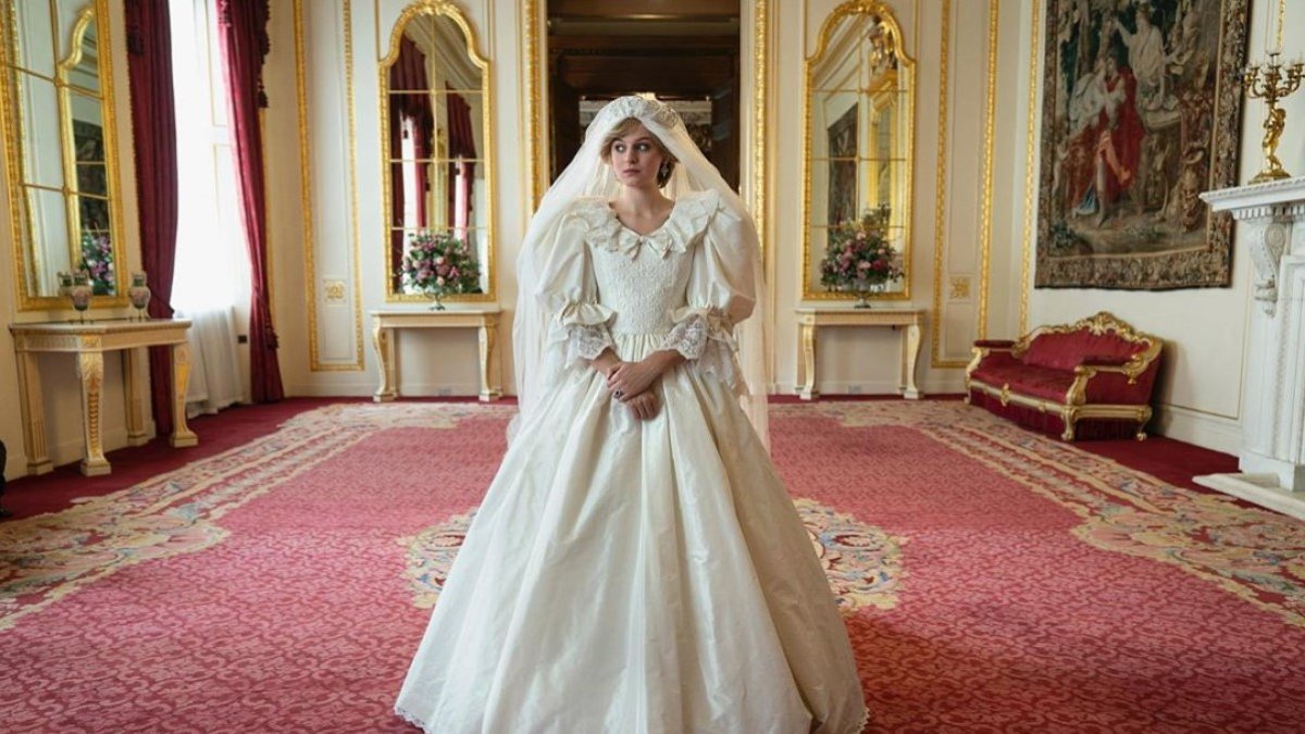 Эмма Коррин рассказала как она готовилась к роли принцессы Дианы в новом сезоне сериала «Корона»