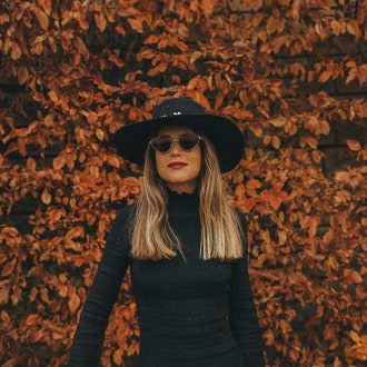 Какие головные уборы носить этой осенью: выбор Glamour