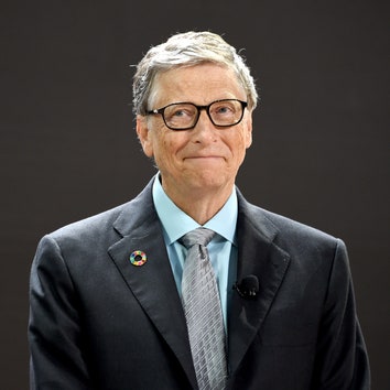 Билл Гейтс считает, что мир вернется к нормальной жизни не раньше, чем через год