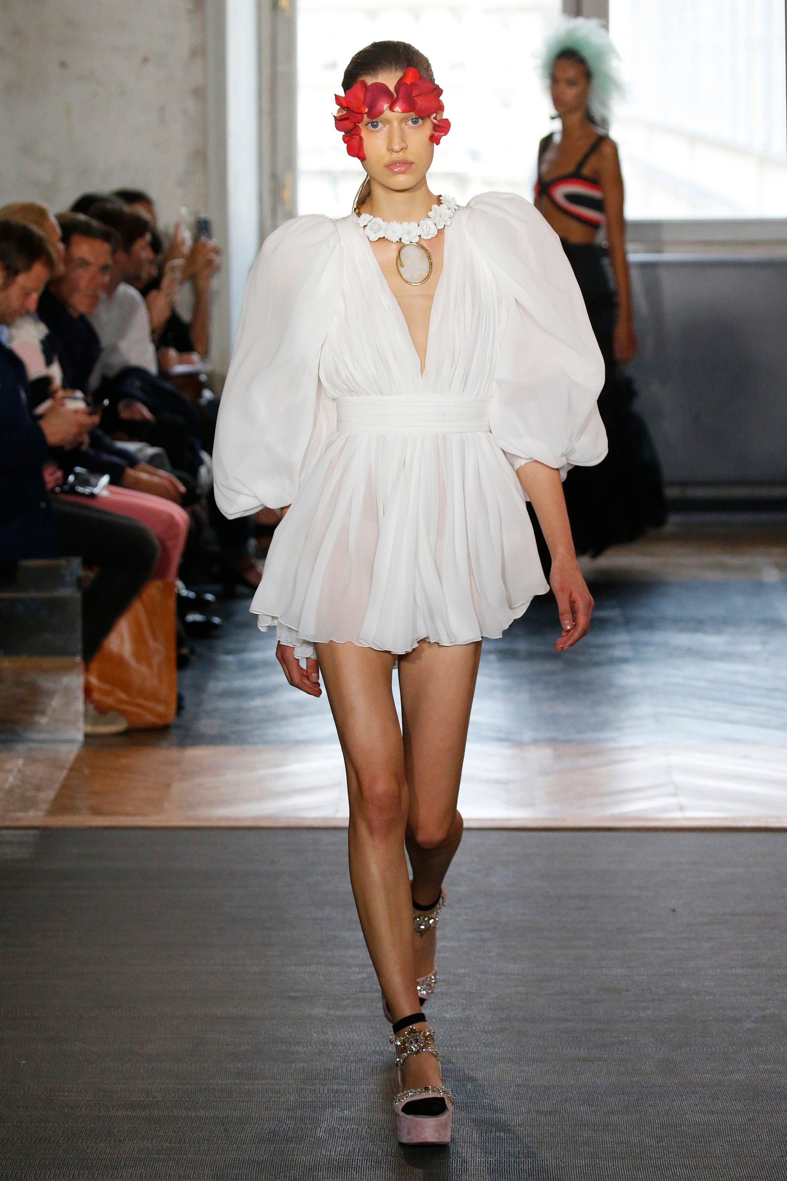 Giambattista Valli весналето 2020