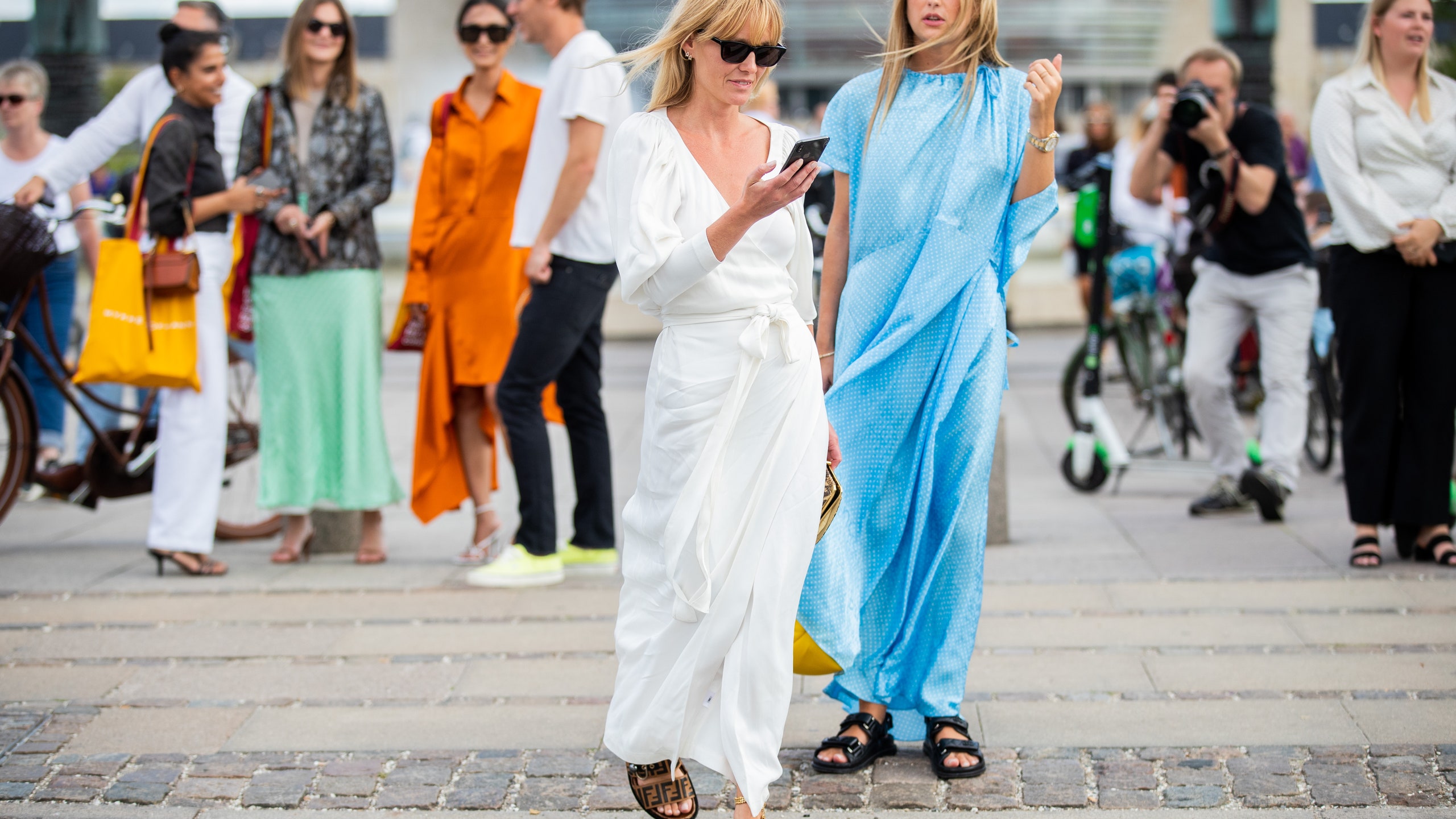 Сандалии на платформе — самый модный и удобный тренд этого лета