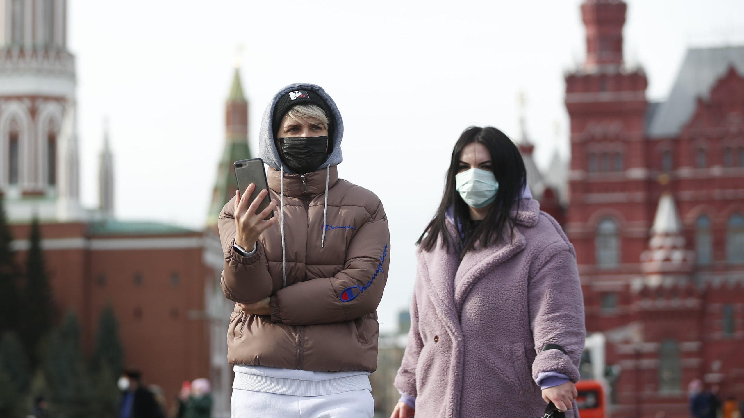В Москве могут ввести обязательное ношение масок