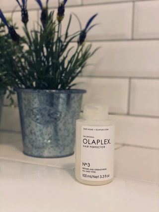 Маска для волос No.3 Hair Perfector от Olaplex.