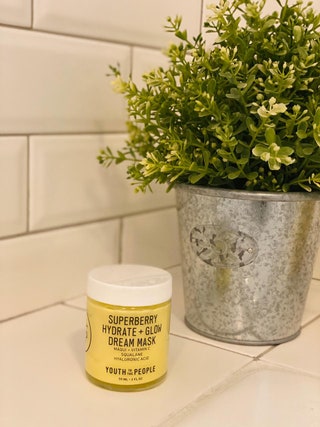 Маска Superberry Hydrate  Glow Dream Mask от Youth To The People.