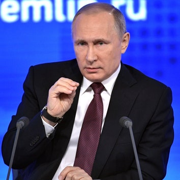 Владимир Путин объявил нерабочими все дни до конца апреля