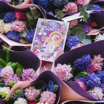 Накануне 8 Марта Петровский пассаж приглашает на традиционный цветочный базар