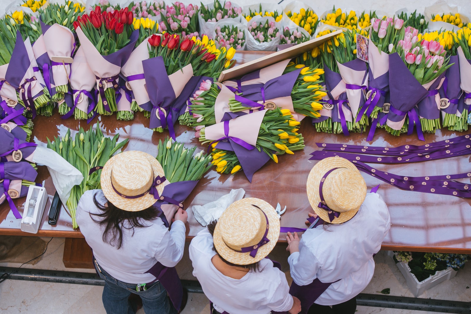 Петровский пассаж приглашает на традиционный цветочный базар
