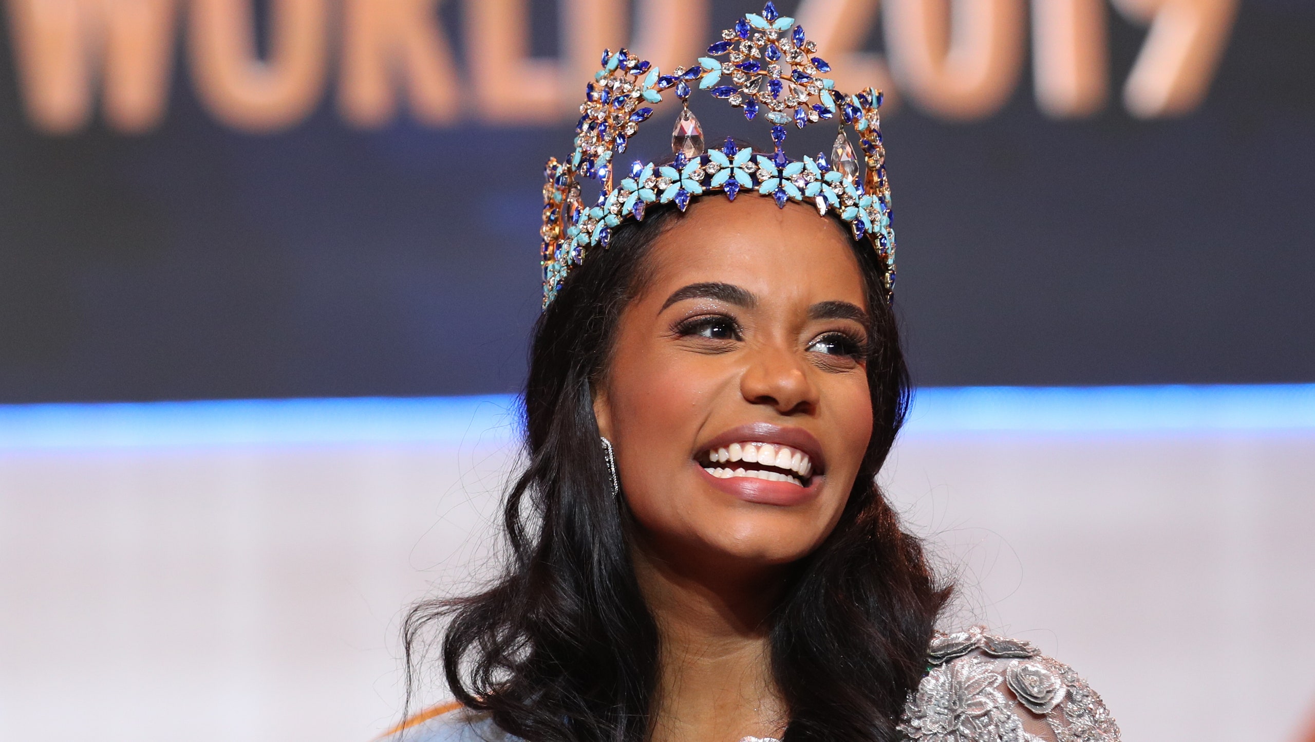«Мисс мира» 2019 стала 23летняя ТониЭнн Сингх из Ямайки