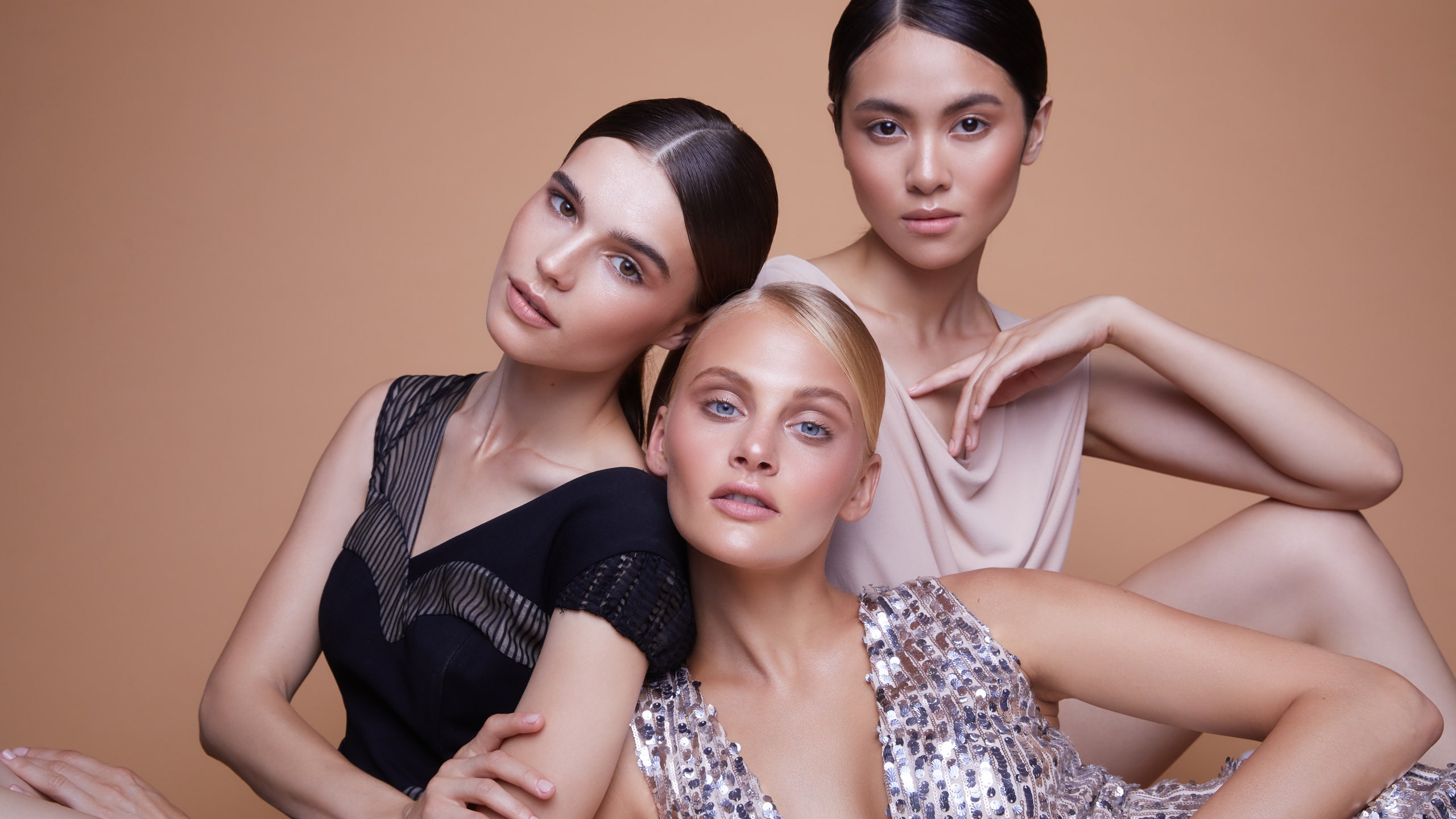 Faberlic создал коллекцию макияжа Glam Team