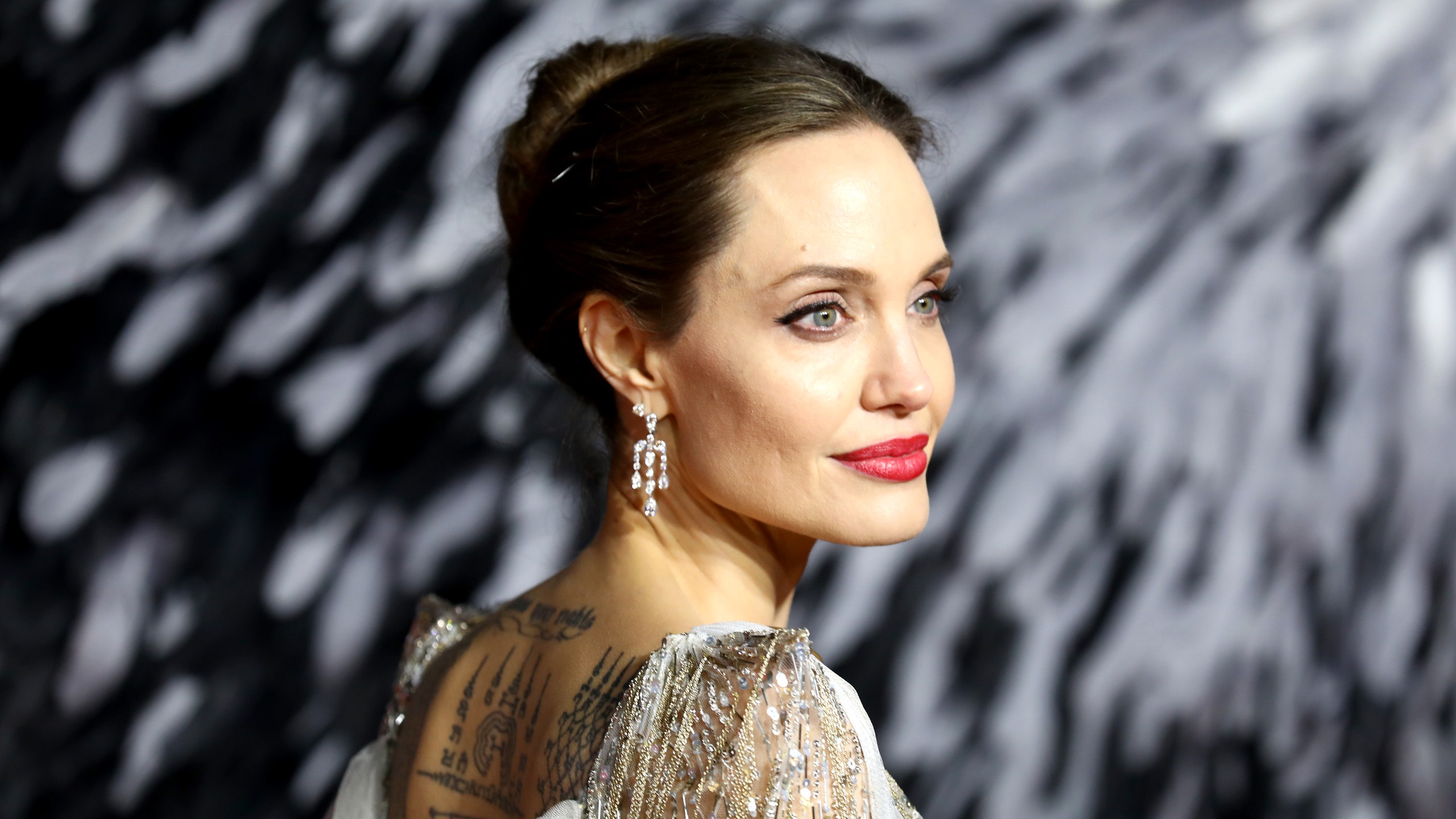 СМИ Анджелина Джоли готова к новым отношениям