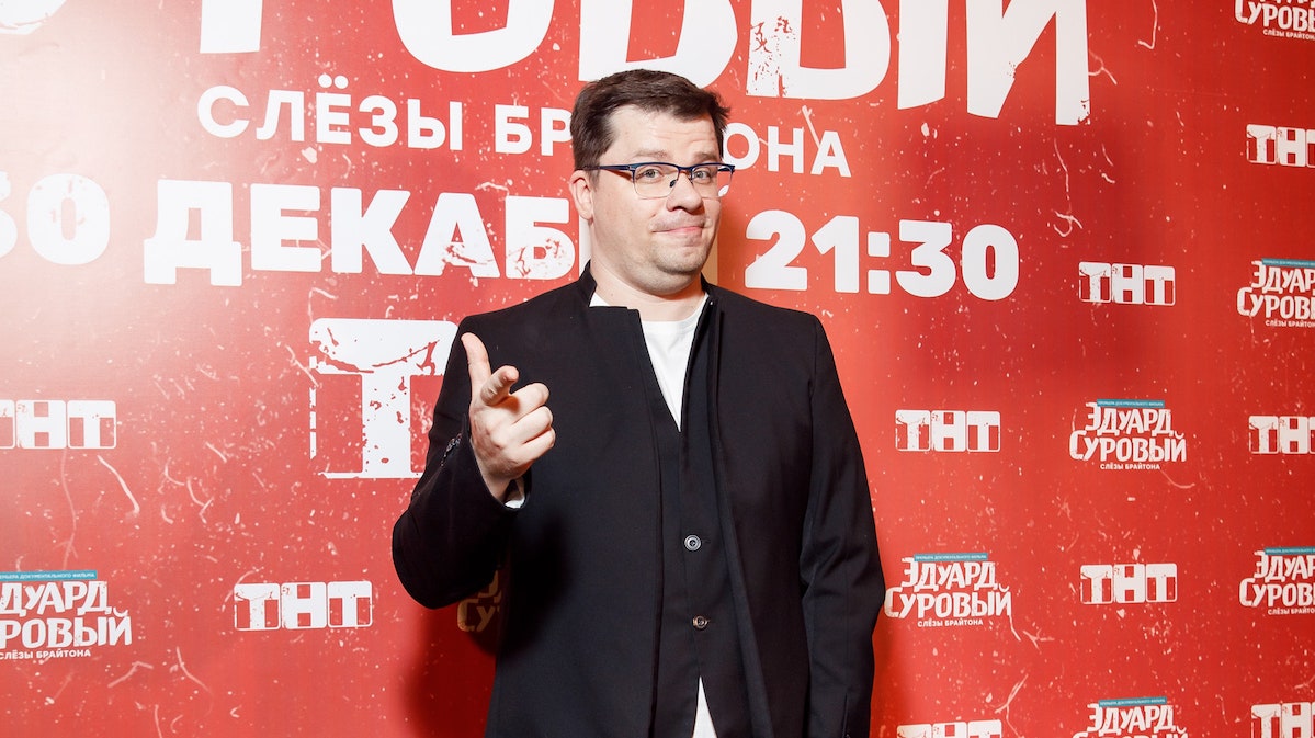 Гарик Харламов — об Эдуарде Суровом трендах в юморе и Comedy Club