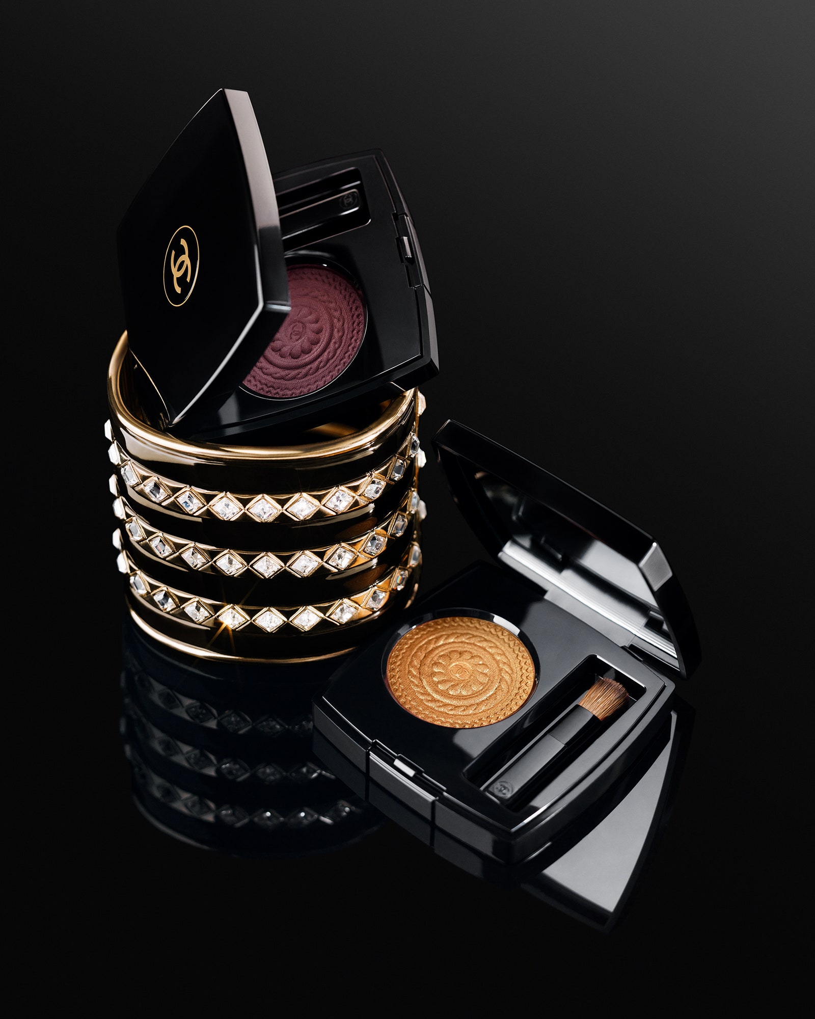 Новогодняя коллекция макияжа Les Ornements De Chanel от Chanel
