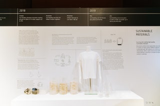 Выставка The Art and Science of LifeWear New Form Follows Function.