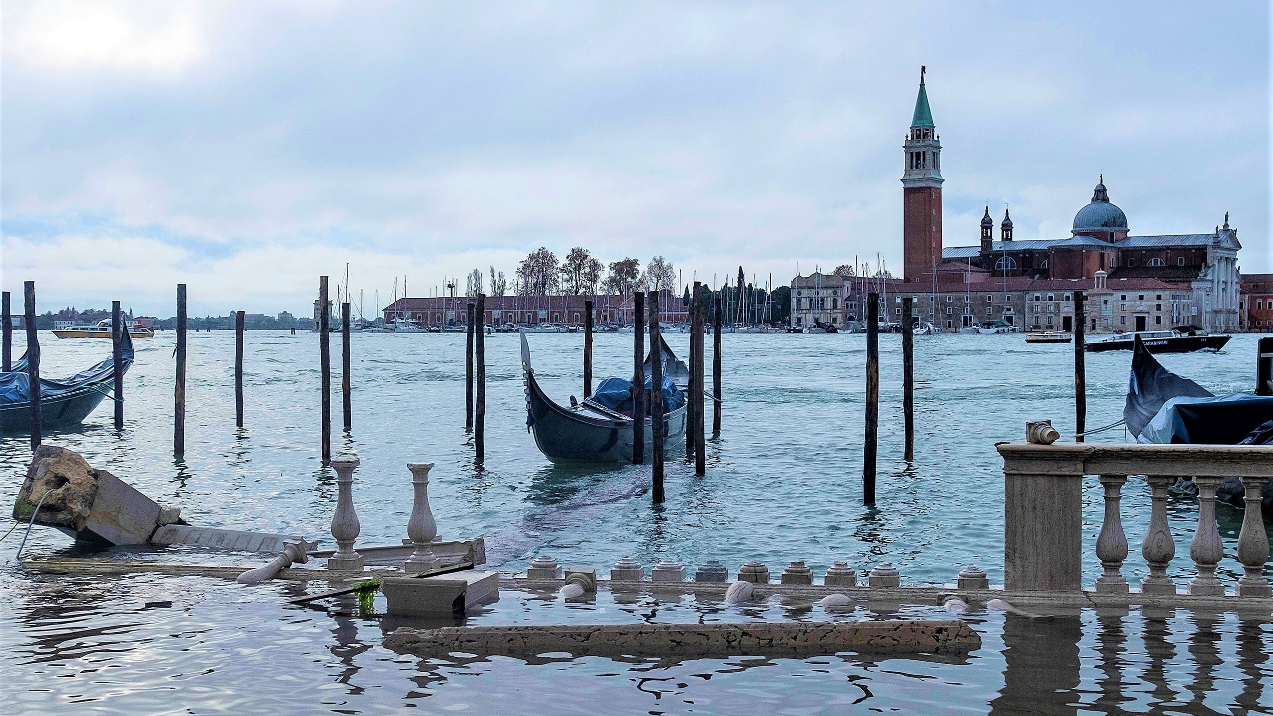 Наводнение в Венеции стало самым сильным за последние 50 лет