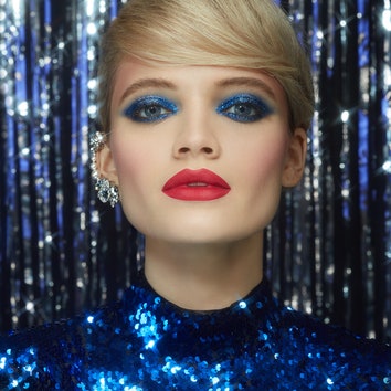 Новогодний макияж в стиле 80-х &- показывает Елена Крыгина