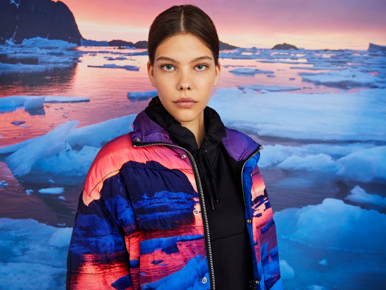 Bershka и National Geographic представили коллекцию из экологически чистых материалов