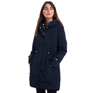 Куртка Barbour. Цена до скидки 35 990 руб. Цена со скидкой 30 590 руб.