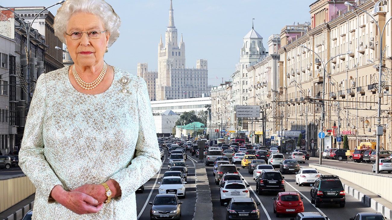 Соседство с королевой Елизавета II оказалась владелицей четырех квартир в центре Москвы
