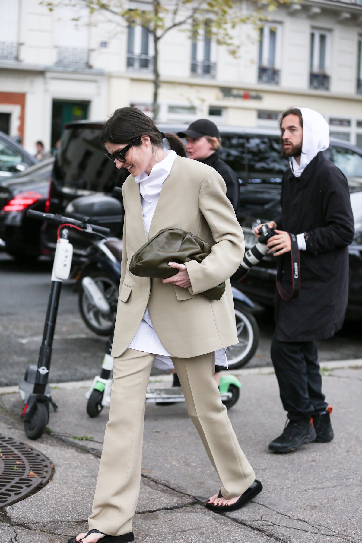 Неделя моды в Париже самые эффектные образы стритстайлгероинь с заключительных показов