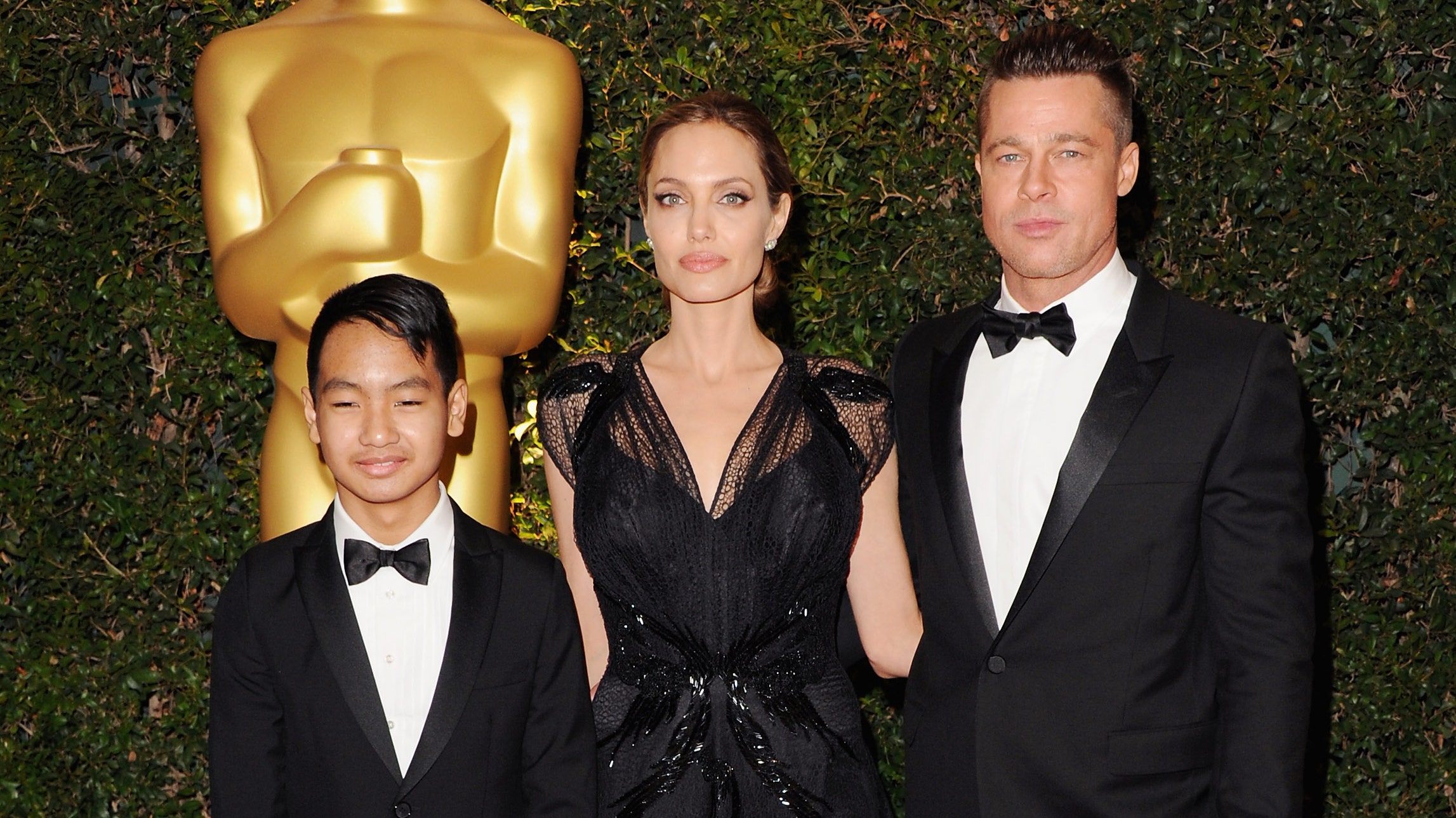 Сын Анджелины Джоли и Брэда Питта впервые прокомментировал отношения с отцом