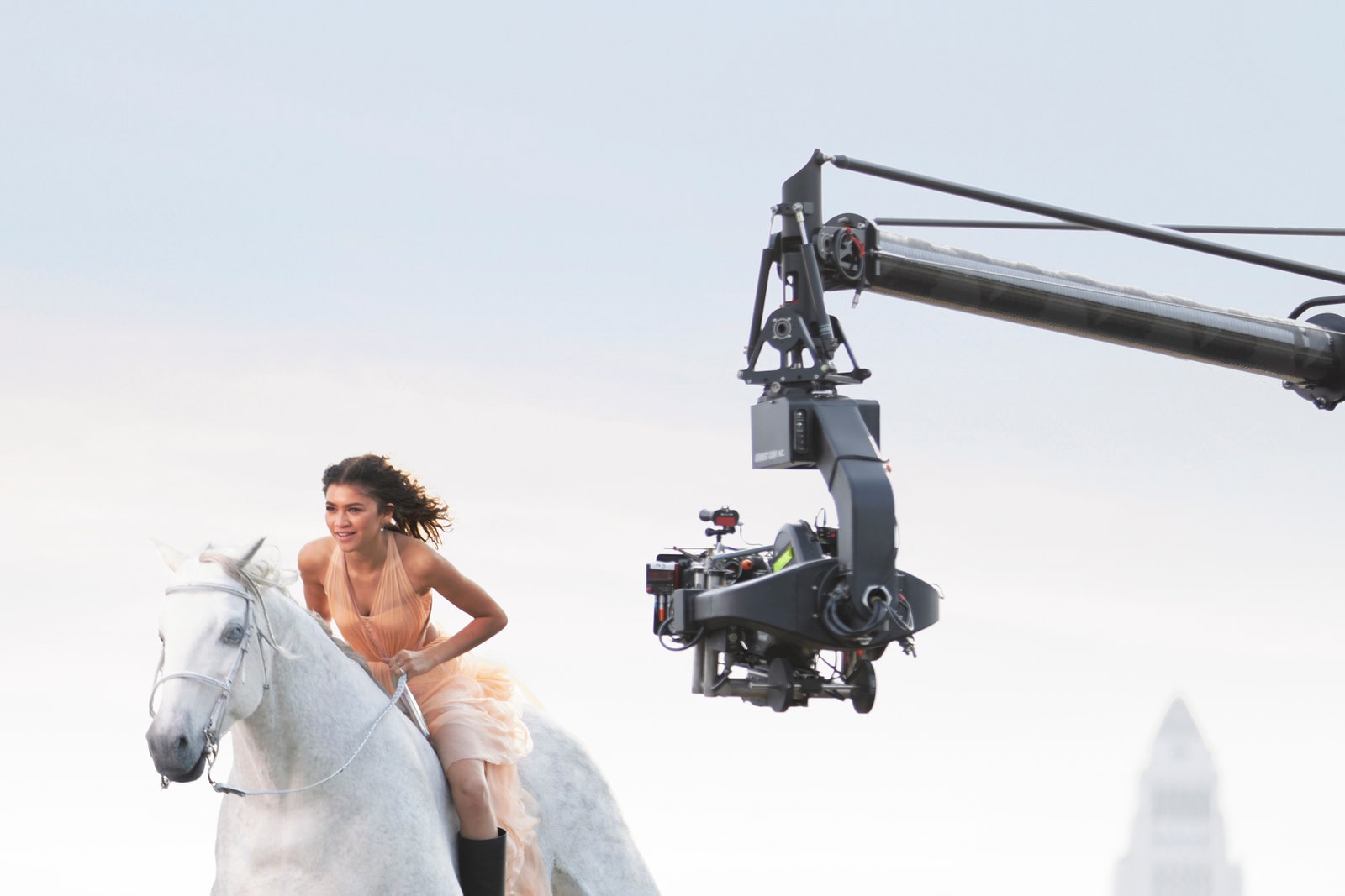 «Мой кумир — это я сама в будущем» Зендая в очень красивом ролике Lancôme