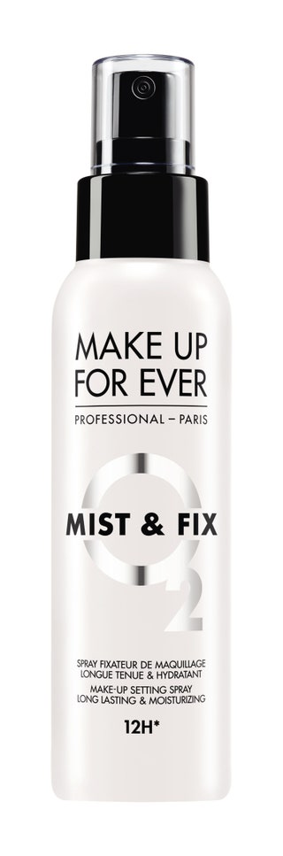 Фиксатор макияжа MistFix Hydrating Make Up For Ever.