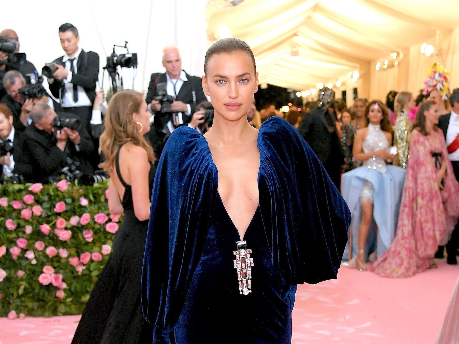 Met Gala 2019: все образы гостей Бала Института костюма