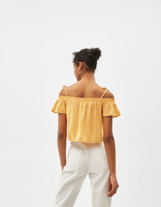 Топ Bershka 1499 руб.