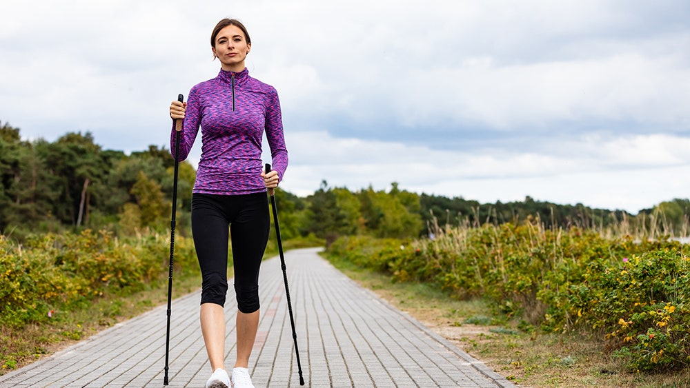 Скандинавская ходьба как она поможет вам эффективно похудеть
